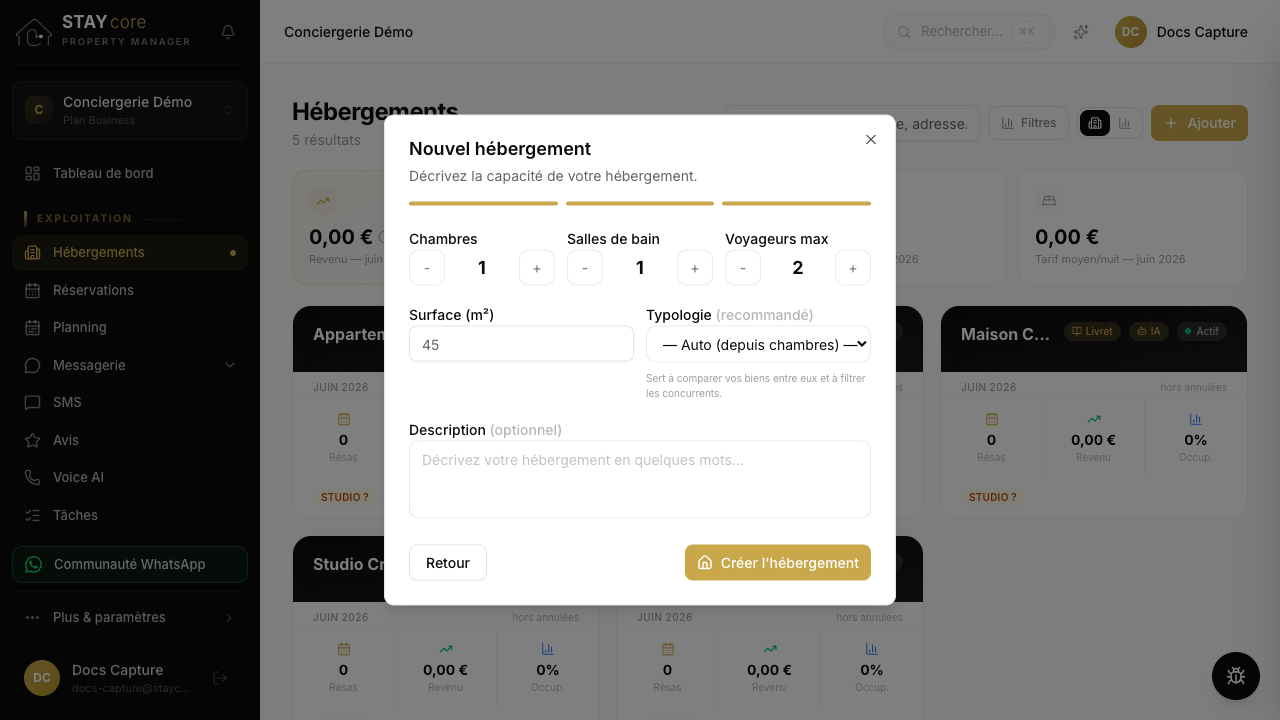 Étape 3 : Règle la capacité (chambres, voyageurs, surface) puis « Créer l'hébergement ».